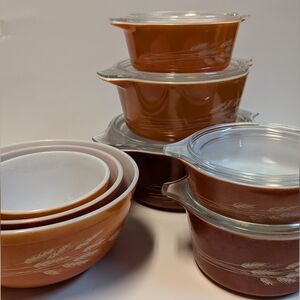 Pyrex - Vintage - Autumn Harvest set